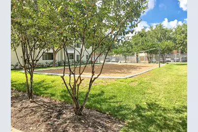 517 Southwest Parkway #301, College Station, TX 77840 - Photo 18