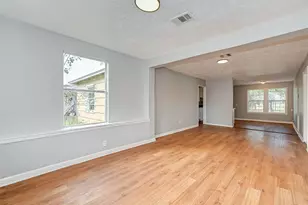 7946 Jutland Rd, Houston, TX 77033 - Photo 2