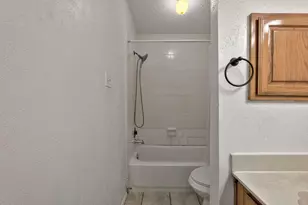 2011 Creek Valley Ln, Sugar Land, TX 77478 - Photo 14