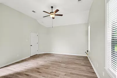 16109 McQueen Road, Conroe, TX 77302 - Photo 22