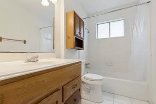 1745 Dolphin Dr, Seabrook, TX 77586 - Photo 20