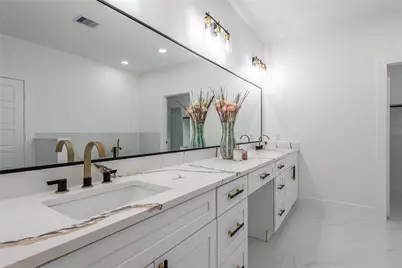 1130 County Road 6512, Dayton, TX 77535 - Photo 24