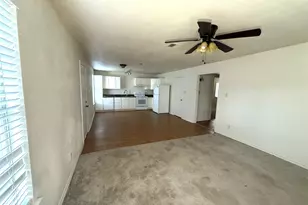 4715 16th St, Bacliff, TX 77518 - Photo 2