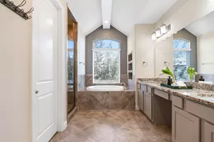 1752 Trinity Bend Dr, Houston, TX 77080 - Photo 24