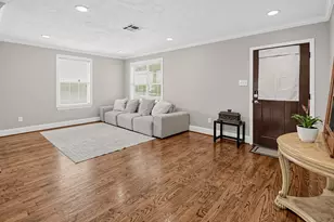 1111 Timbergrove Ln, Houston, TX 77008 - Photo 4