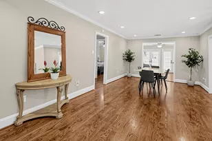 1111 Timbergrove Ln, Houston, TX 77008 - Photo 2