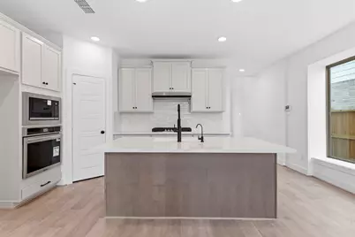 5219 Getty Lane, Iowa Colony, TX 77583 - Photo 12