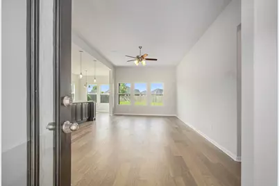 411 Wellshire Drive, West Columbia, TX 77486 - Photo 4