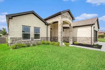 411 Wellshire Drive, West Columbia, TX 77486 - Photo 2