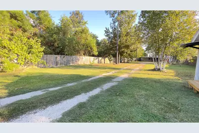 102 County Road 3479J, Cleveland, TX 77327 - Photo 10
