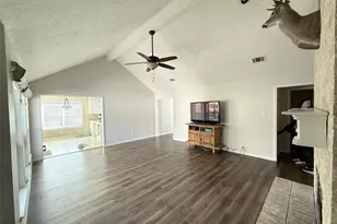 1815 Ash Forest Dr, Katy, TX 77450 - Photo 10