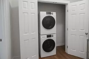 4212 Ave Q 1/2 St, Galveston, TX 77550 - Photo 18