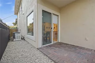 320 Harborside Cir, Kemah, TX 77565 - Photo 30