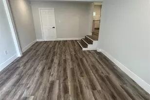 2416 Russell St, Houston, TX 77026 - Photo 2