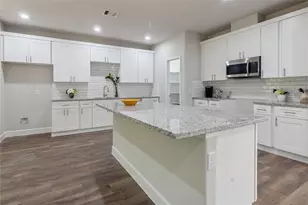 185 W Village Cove Loop, Livingston, TX 77351 - Photo 6