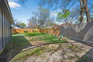 3242 Three Pines Dr, Houston, TX 77339 - Photo 26