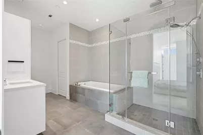4521 San Felipe Street #1904, Houston, TX 77027 - Photo 14