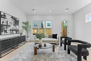 6421 Madrid St, Houston, TX 77021 - Photo 4