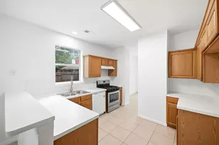 22907 Squirrel Tree St, Spring, TX 77389 - Photo 14