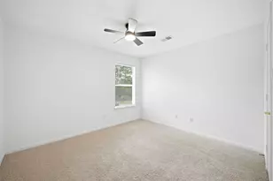22907 Squirrel Tree St, Spring, TX 77389 - Photo 32