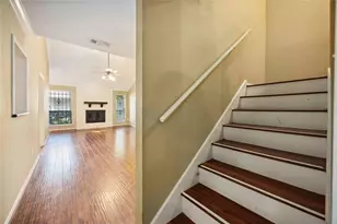 13882 Hollowgreen Dr, Houston, TX 77082 - Photo 14