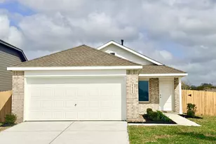 1121 Live Oak Ave, Bay City, TX 77414 - Photo 1