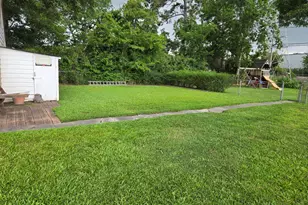 524 W 34th St, Houston, TX 77018 - Photo 8