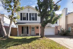 4310 Field Meadow Dr, Katy, TX 77449 - Photo 2
