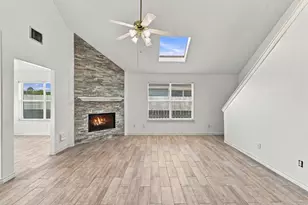24007 Floragate Dr, Spring, TX 77373 - Photo 14
