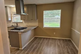 1402 New Orleans St, Deer Park, TX 77536 - Photo 16