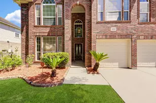 9003 Sundown Dr, Pearland, TX 77584 - Photo 2