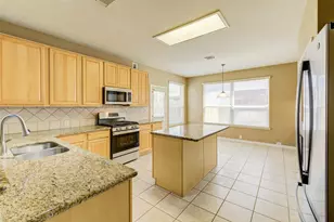 9003 Sundown Dr, Pearland, TX 77584 - Photo 16