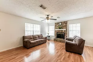 402 Hostetter Rd, New Waverly, TX 77358 - Photo 2