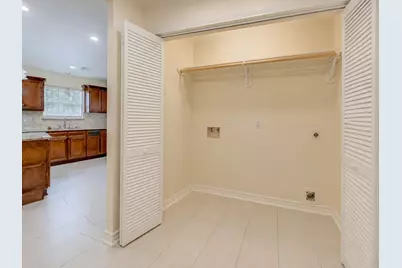 16131 Canaridge Drive, Houston, TX 77053 - Photo 6