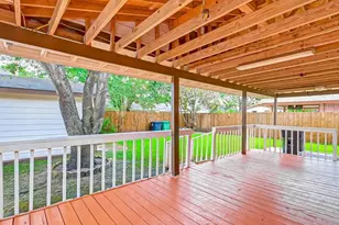 16131 Canaridge Dr, Houston, TX 77053 - Photo 14