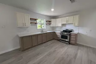 306 Allendale Rd, Pasadena, TX 77502 - Photo 1