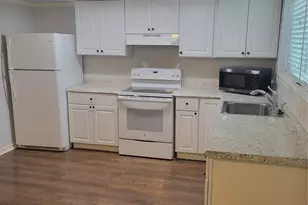 7021 Chasewood Dr, Houston, TX 77489 - Photo 2