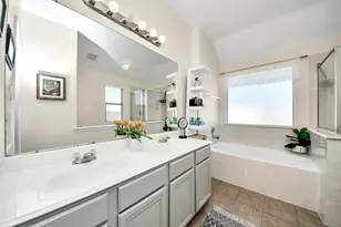 10803 Shannon Mills Ln, Houston, TX 77075 - Photo 28
