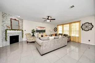 10803 Shannon Mills Ln, Houston, TX 77075 - Photo 20