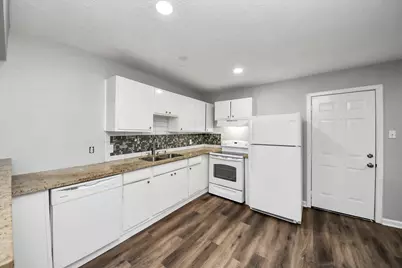 2112 Dewberry Lane, Pasadena, TX 77502 - Photo 8