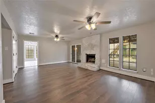 4131 Valley Haven Dr, Houston, TX 77339 - Photo 12