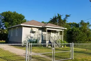 1214 Teal St, Houston, TX 77029 - Photo 2