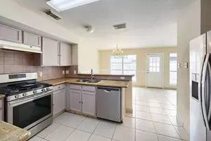 643 Meadow Knoll Dr, Stafford, TX 77477 - Photo 6