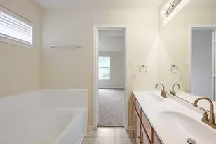 643 Meadow Knoll Dr, Stafford, TX 77477 - Photo 16