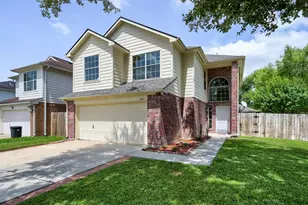 643 Meadow Knoll Dr, Stafford, TX 77477 - Photo 2