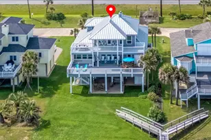 19427 Shores Dr, Galveston, TX 77554 - Photo 4