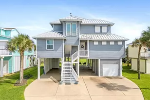 19427 Shores Dr, Galveston, TX 77554 - Photo 1