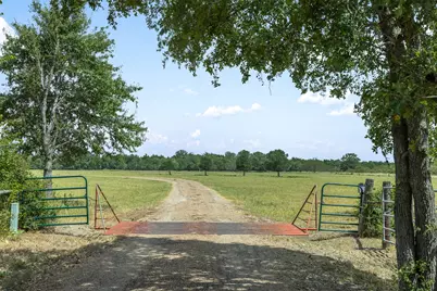3523 Seidel Road, Schulenburg, TX 78956 - Photo 14