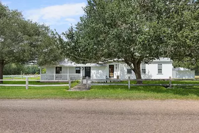 3523 Seidel Road, Schulenburg, TX 78956 - Photo 2