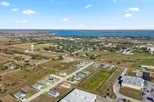 729 Flycatcher Dr, Palacios, TX 77465 - Photo 34